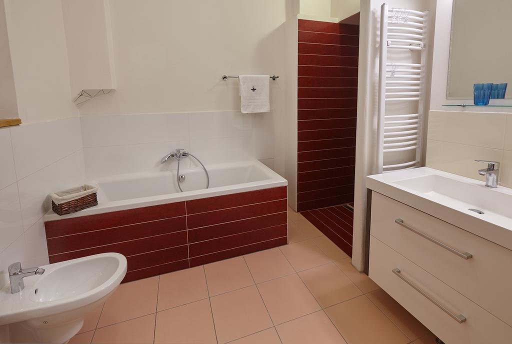 Queen Bee Apartments プラハ 部屋 写真